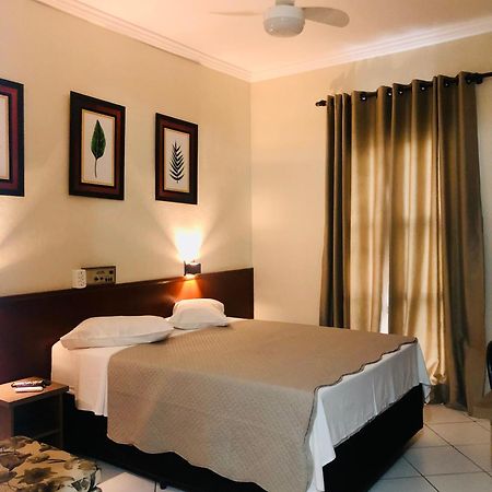 Hotel De Minas 카샴부 외부 사진