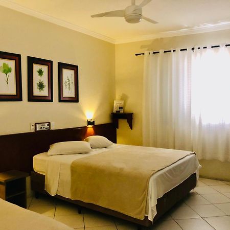 Hotel De Minas 카샴부 외부 사진
