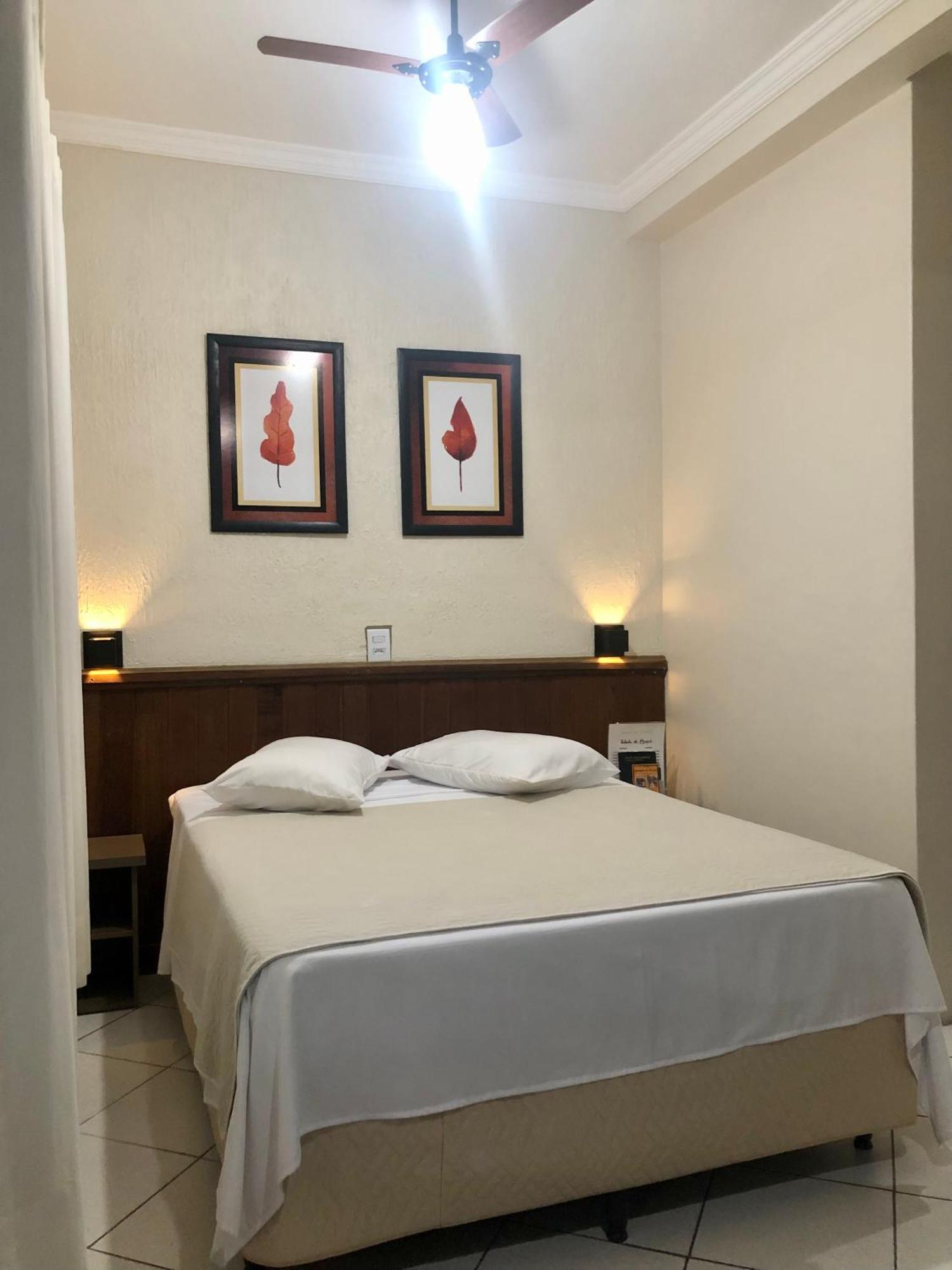 Hotel De Minas 카샴부 외부 사진